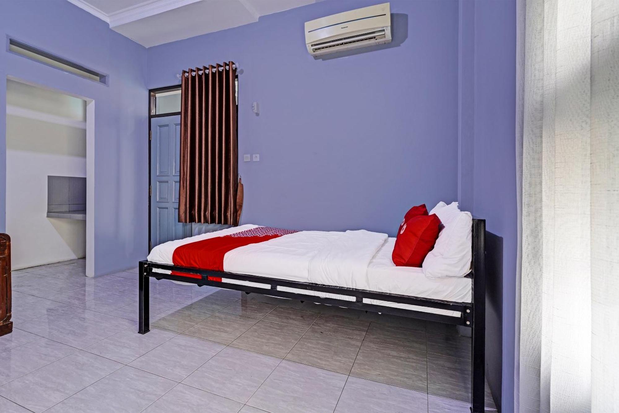 Oyo Life 91592 Aaliya Guest House Syariah Lebakwangi Eksteriør bilde