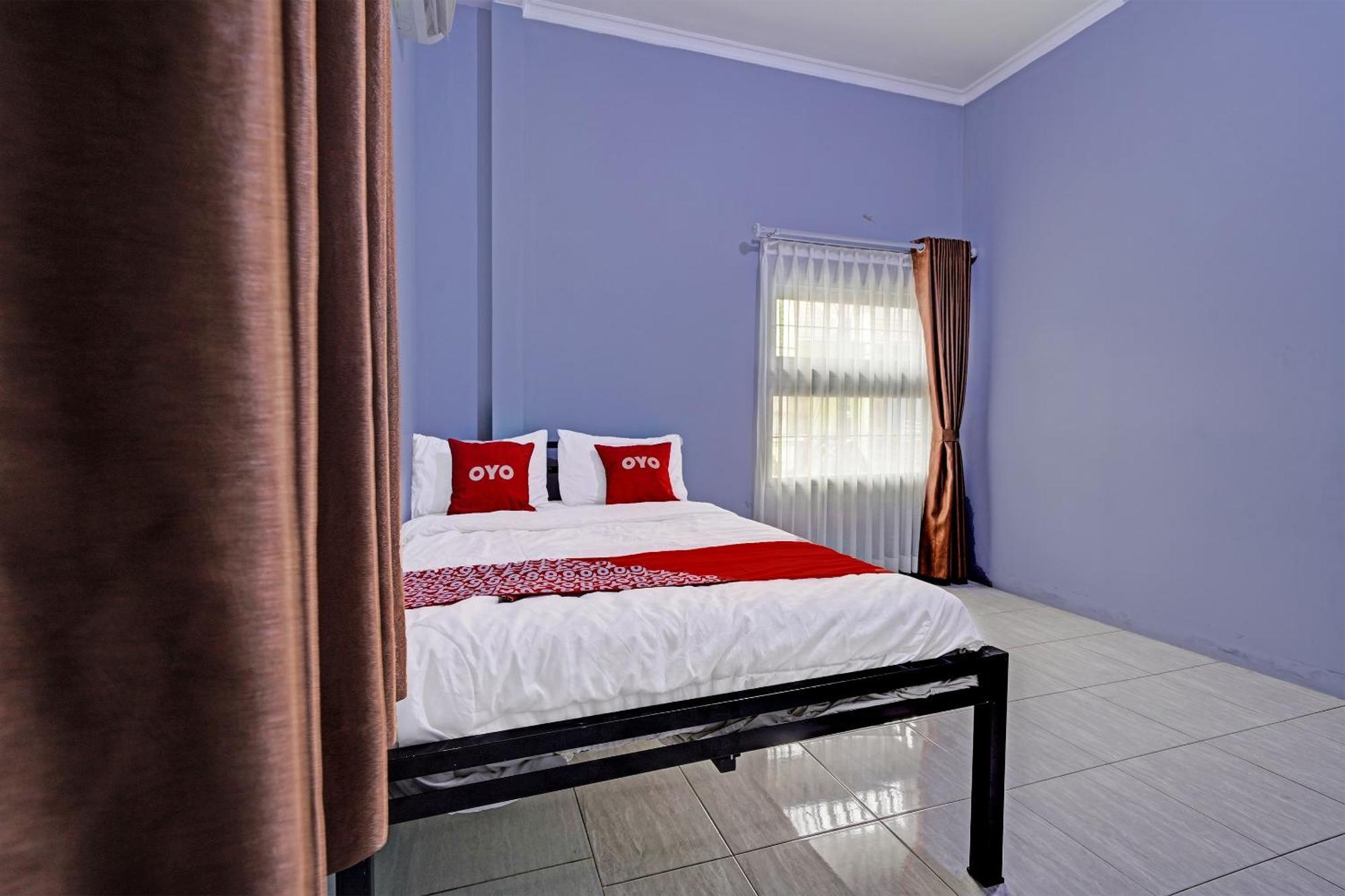 Oyo Life 91592 Aaliya Guest House Syariah Lebakwangi Eksteriør bilde